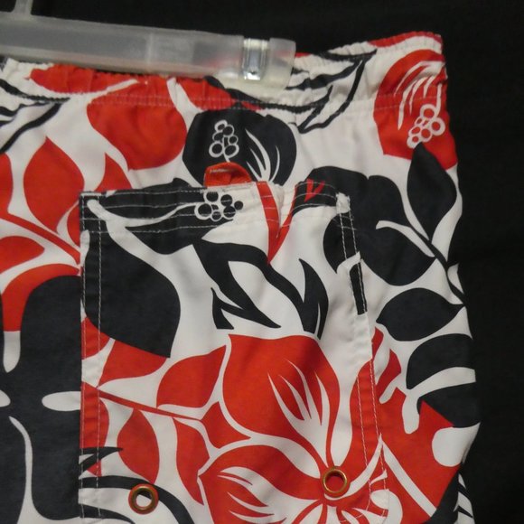 OLD NAVY | medium | Floral Swim Shorts | Mesh Lined | 100% Polyester | Like New - Picture 13 of 16